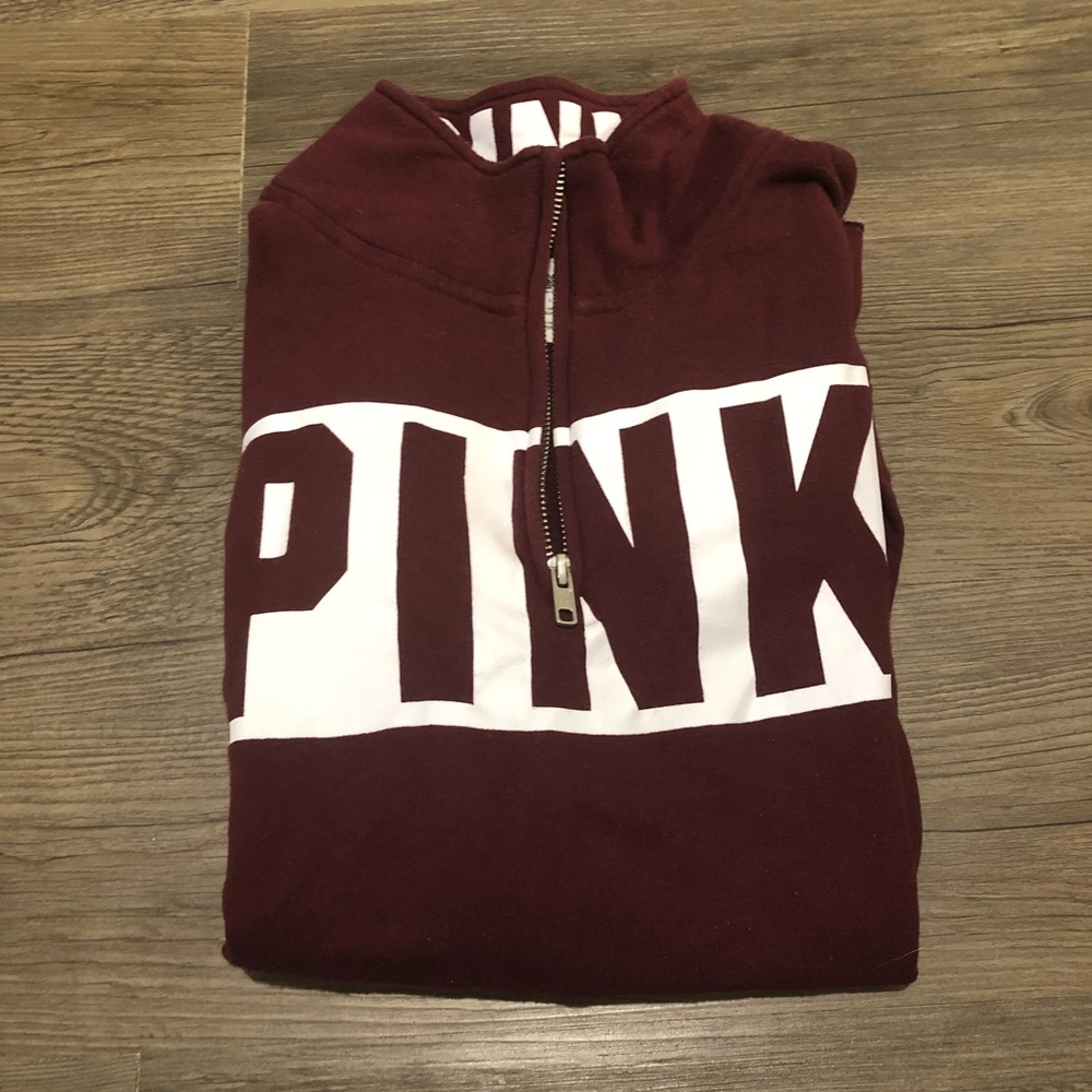 Women’s sweatshirt
